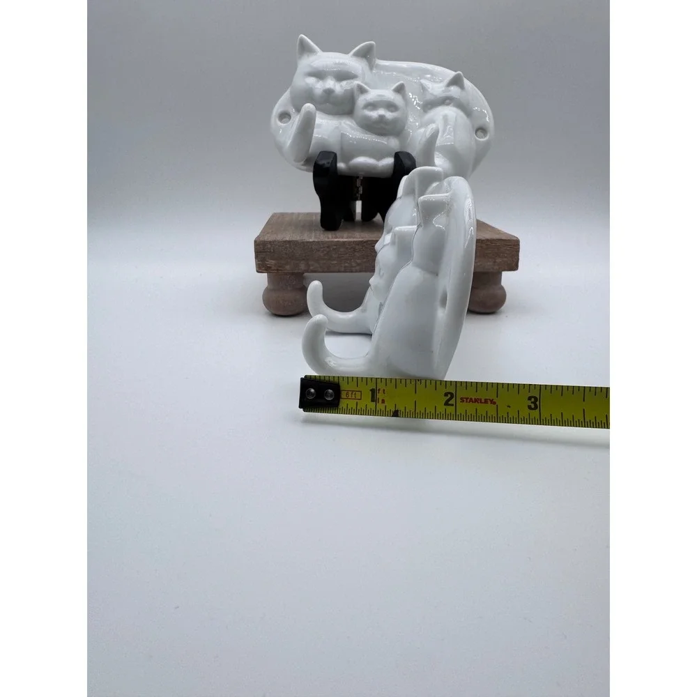 Vintage Avon White Ceramic Cat Family Wall Hooks Set of 2 Feline Decor